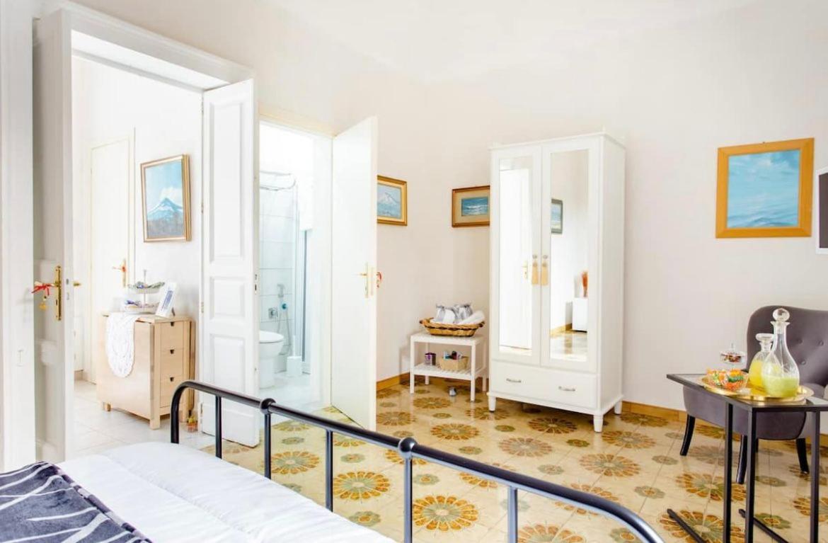 4Tino Otel Katanya Dış mekan fotoğraf